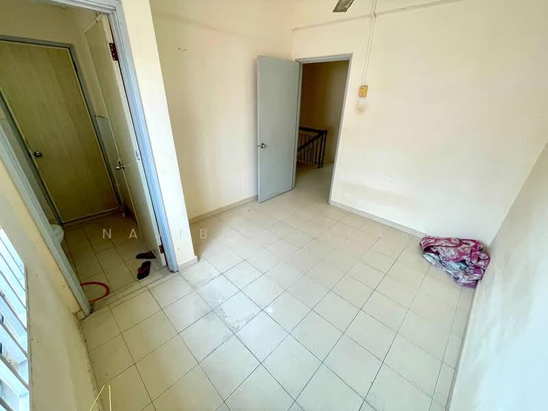 Rumah Teres 2-Tingkat untuk Dijual di Seksyen 8 (Bangi) - Najibah Sahari - PropertyGuru.com.my