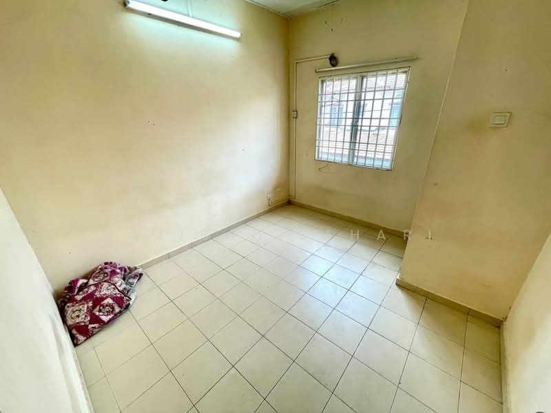 Rumah Teres 2-Tingkat untuk Dijual di Seksyen 8 (Bangi) - Najibah Sahari - PropertyGuru.com.my