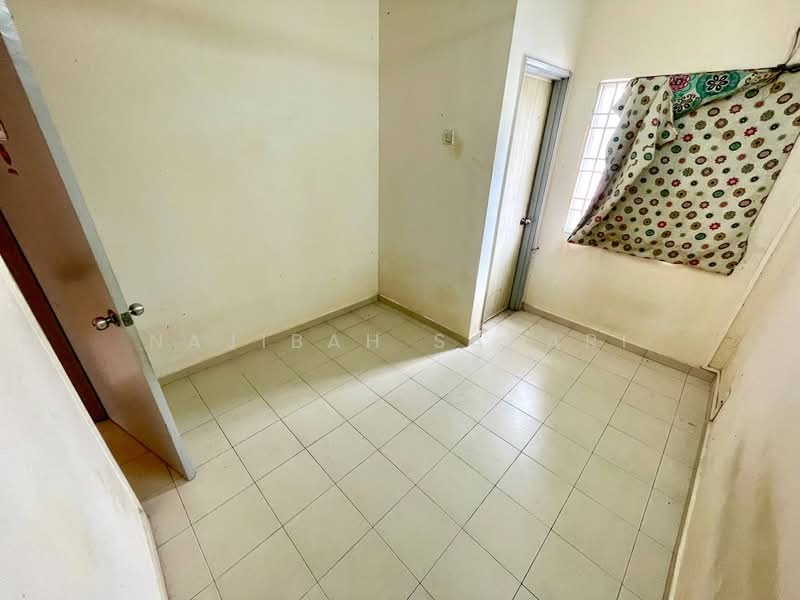 Rumah Teres 2-Tingkat untuk Dijual di Seksyen 8 (Bangi) - Najibah Sahari - PropertyGuru.com.my