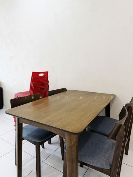 Service Residence for Rent at Sky View - Stephanie Yap - Dining Room - PropertyGuru.com.my