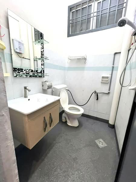 1-storey Terraced House for Sale in Taman Nusa Bestari 2 (Iskandar Puteri (Nusajaya)) - Karl Lim - Bathroom - PropertyGuru.com.my