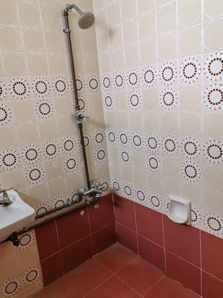 1-storey Terraced House for Rent in Taman Tun Dr Ismail (Kuala Lumpur) - Joseph Ling - Bathroom - PropertyGuru.com.my