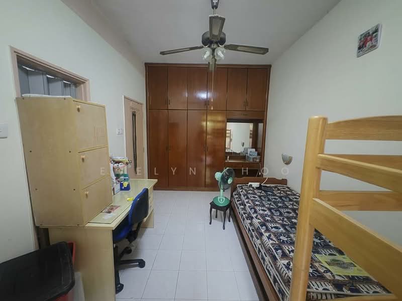 Pangsapuri untuk Dijual di Genting Permai Resort - Evelyn Khoo - Bedroom - PropertyGuru.com.my