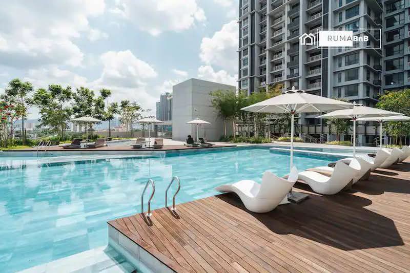 Kondominium untuk Dijual di One Cochrane Residence - Eve Tay - Pool - PropertyGuru.com.my