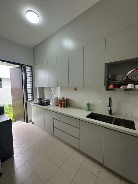 Cluster House for Rent in Semenyih (Selangor) - Michael Lee - Kitchen - PropertyGuru.com.my