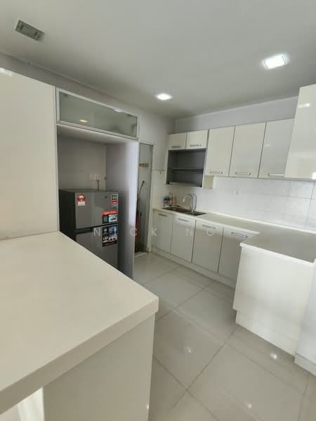 Apartment for Sale at Anjung Hijau (Greenfields) - Nick Ng - Kitchen - PropertyGuru.com.my