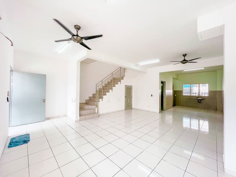 Rumah Teres 2-Tingkat untuk Dijual di Setia Ecohill (Semenyih) - Mahafiz . - Living Room - PropertyGuru.com.my