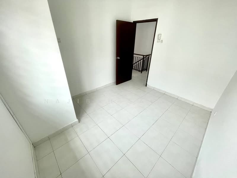 2-storey Terraced House for Sale in Bandar Teknologi Kajang (Kajang) - Najibah Sahari - PropertyGuru.com.my