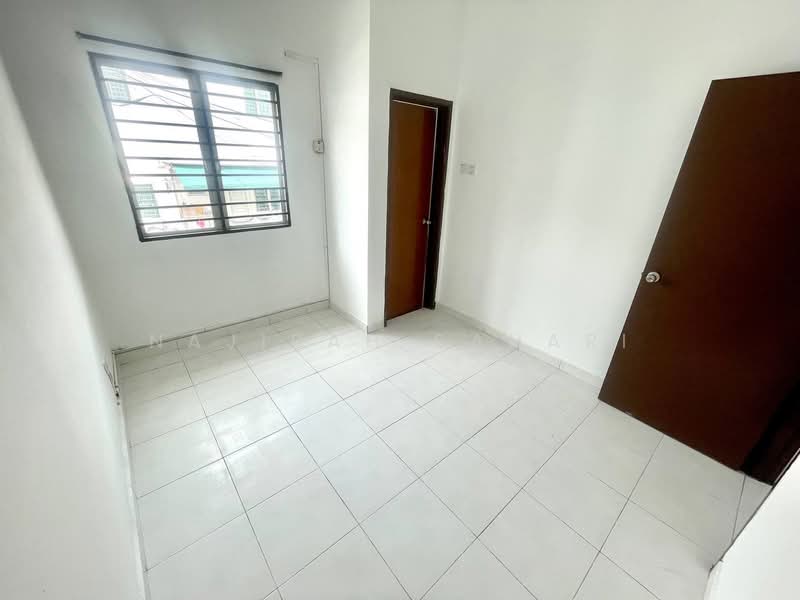2-storey Terraced House for Sale in Bandar Teknologi Kajang (Kajang) - Najibah Sahari - PropertyGuru.com.my