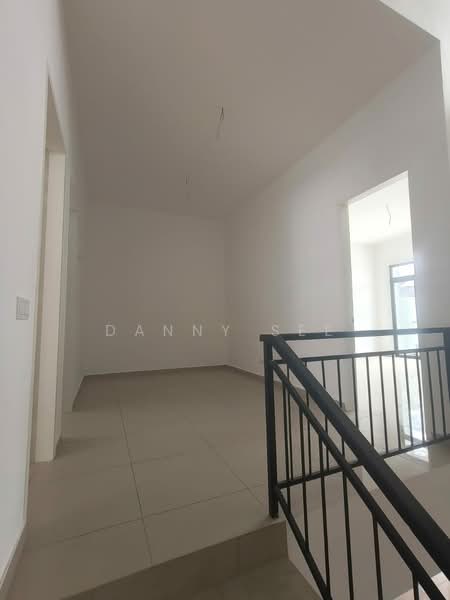 Rumah Teres 2-Tingkat untuk Dijual di Bandar Putra (Kulai) - Danny See - Interior - PropertyGuru.com.my