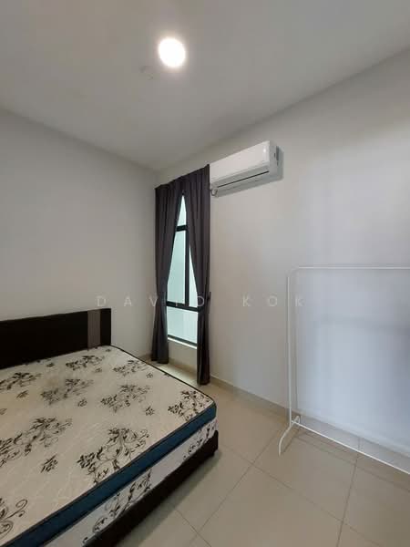 Servis Apartment untuk Disewa di Maple Residences @ Bandar Bestari Klang - David Kok - Bedroom - PropertyGuru.com.my
