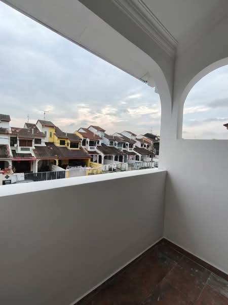 Cluster House for Sale in Taman Desa Cemerlang (Ulu Tiram) - Sammi Hoo - PropertyGuru.com.my