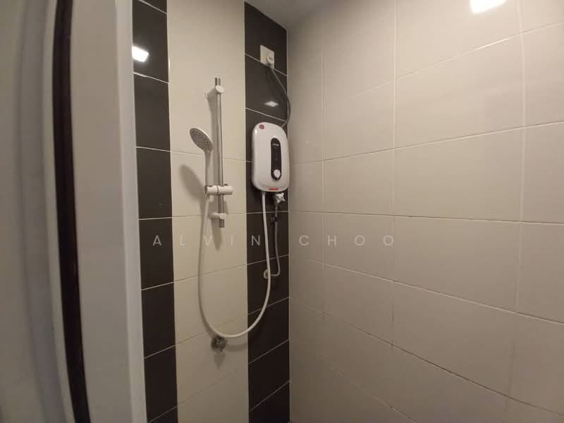 Kediaman Servis untuk Disewa di Silk Sky - Alvin Choo - Bathroom - PropertyGuru.com.my