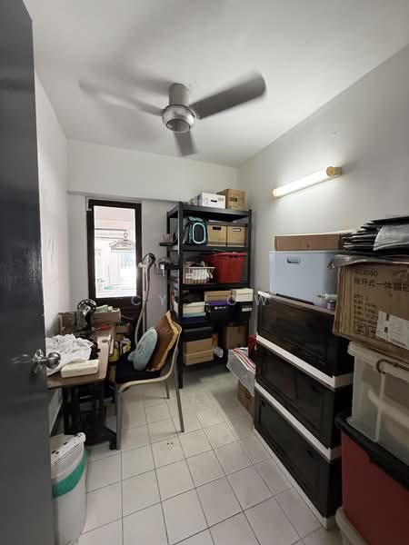 Rumah Berkembar untuk Dijual di Taman Danau Desa (Taman Desa) - CY Low - Study - PropertyGuru.com.my