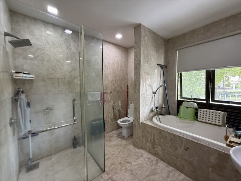 Rumah Berkembar untuk Dijual di Taman Danau Desa (Taman Desa) - CY Low - Bathroom - PropertyGuru.com.my