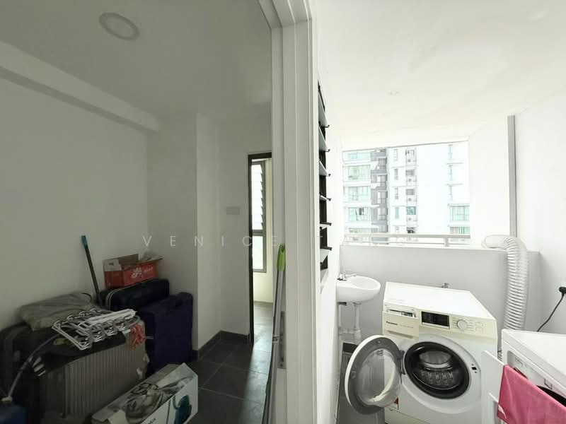 Condominium for Sale at Iskandar Residences - Venice Tang - Balcony - PropertyGuru.com.my