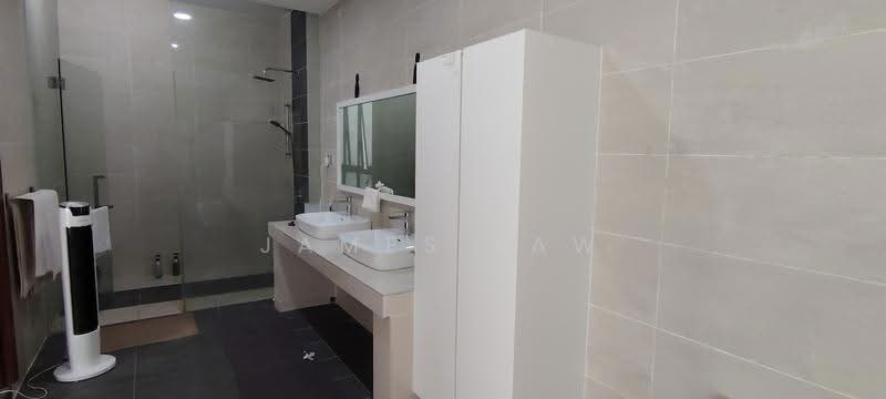 Terraced House for Rent in Damansara Perdana (Selangor) - James Law - Master Bathroom - PropertyGuru.com.my