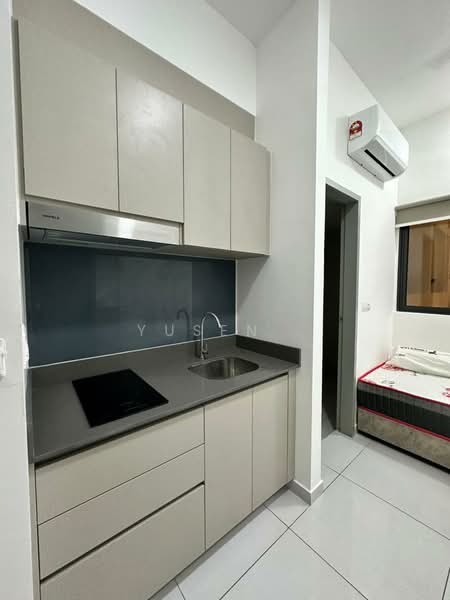 Servis Apartment untuk Disewa di Sinaran @ Utropolis - Yusen . - Kitchen - PropertyGuru.com.my