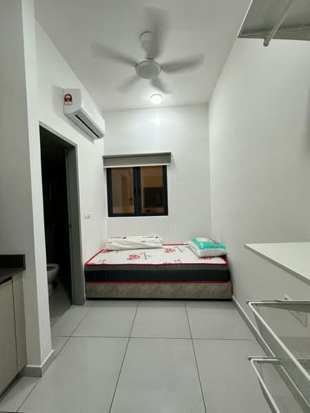 Servis Apartment untuk Disewa di Sinaran @ Utropolis - Yusen . - Bedroom - PropertyGuru.com.my