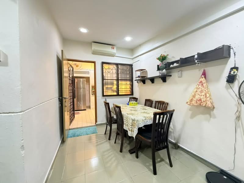 Rumah Teres 1-Tingkat untuk Dijual di Ayer Keroh (Melaka) - Sinclair Tan - Dining Room - PropertyGuru.com.my