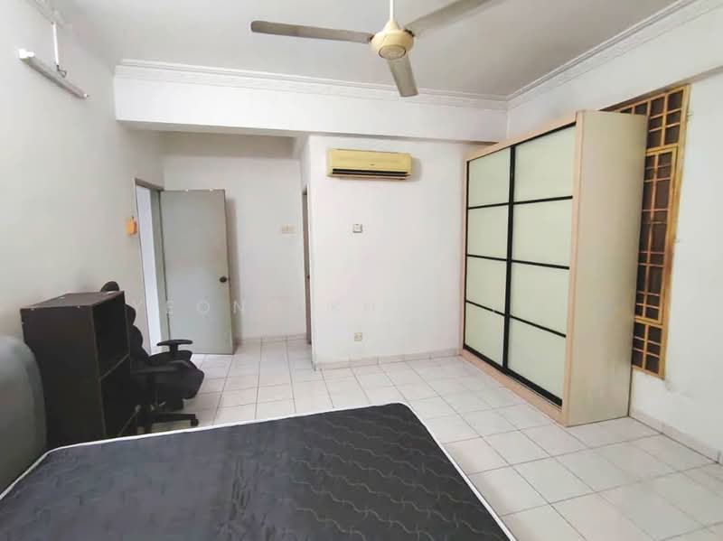 Condominium for Sale at Impian Heights - Yeong Khek Tan - Bedroom - PropertyGuru.com.my