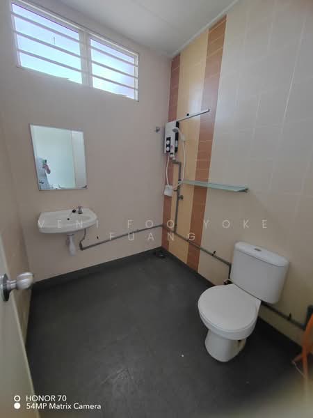 2-storey Terraced House for Rent in Alam Nusantara (Setia Alam) - Veni Foo Yoke Fuang - Bathroom - PropertyGuru.com.my
