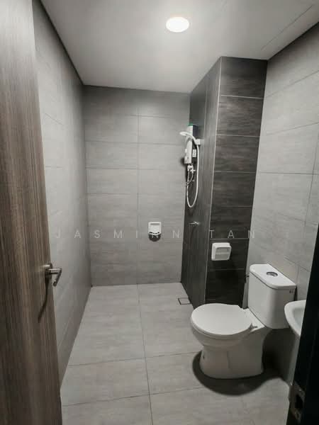 Service Residence for Rent at The New Duo @ Edumetro - Jasminn Tan - Bathroom - PropertyGuru.com.my