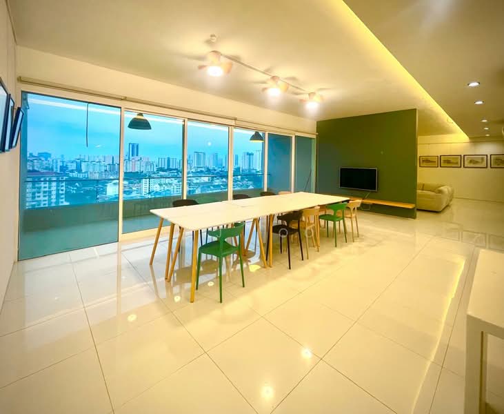 Kondominium untuk Dijual di Central Park condominium - S J Foo - Dining Room - PropertyGuru.com.my