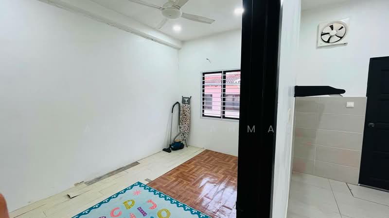 Rumah Teres 2-Tingkat untuk Disewa di Taman Desa Tebrau (Tebrau) - Annuur Ahmad - PropertyGuru.com.my