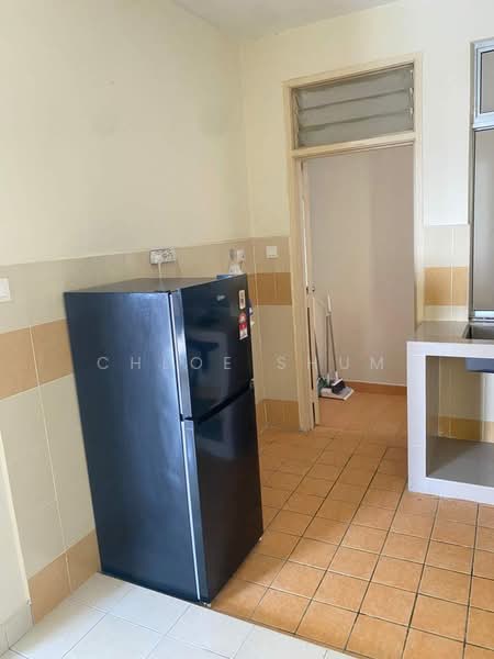 Pangsapuri untuk Disewa di Seri Molek Perdana - Chloe Shum - Kitchen - PropertyGuru.com.my