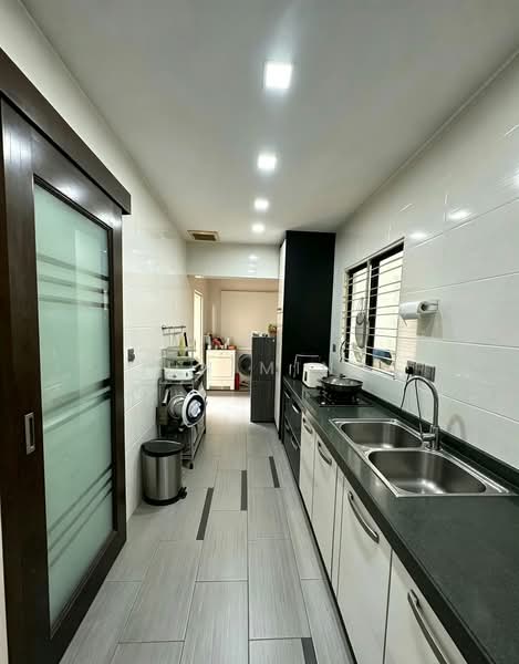 Semi-Detached House for Sale in Taman Bukit Prima (Cheras) - Jun Ming - Kitchen - PropertyGuru.com.my