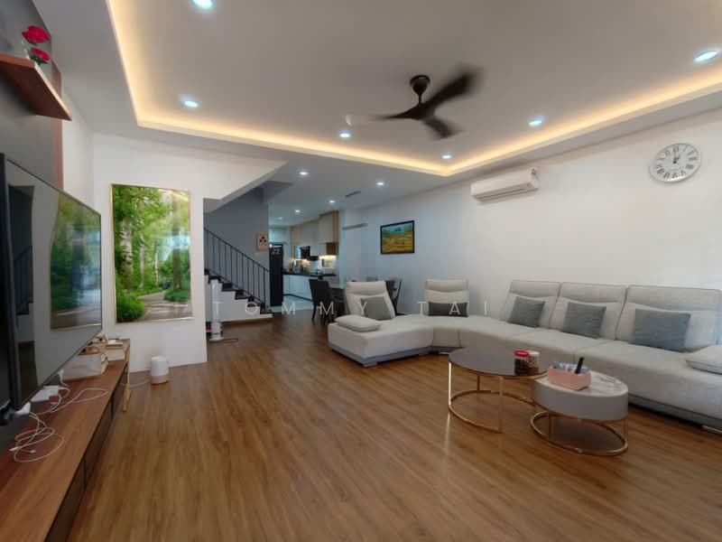 2.5-storey Terraced House for Sale in Kangkar Pulai (Skudai) - Tommy Tai - Living Room - PropertyGuru.com.my