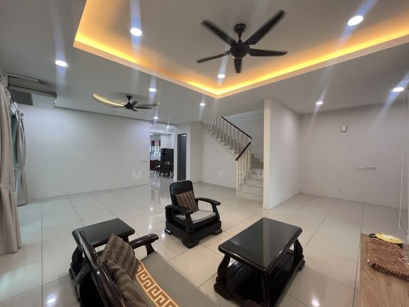 2-storey Terraced House for Sale in Bandar Rimbayu (Telok Panglima Garang) - Miki You - Living Room - PropertyGuru.com.my