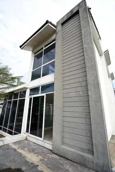 Bungalow House untuk Dijual di Bukit Kemuning (Shah Alam) - Ang Agnes - PropertyGuru.com.my