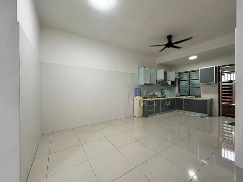 Terraced House for Rent in Kulai (Johor) - Chloe Shum - Kitchen - PropertyGuru.com.my