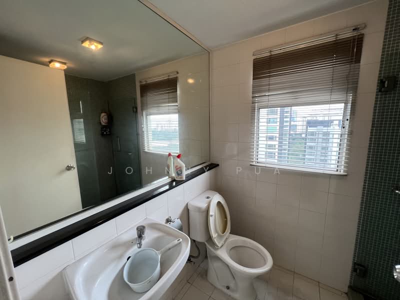 Condominium for Sale at The Tamarind - Johnny Pua - Bathroom - PropertyGuru.com.my