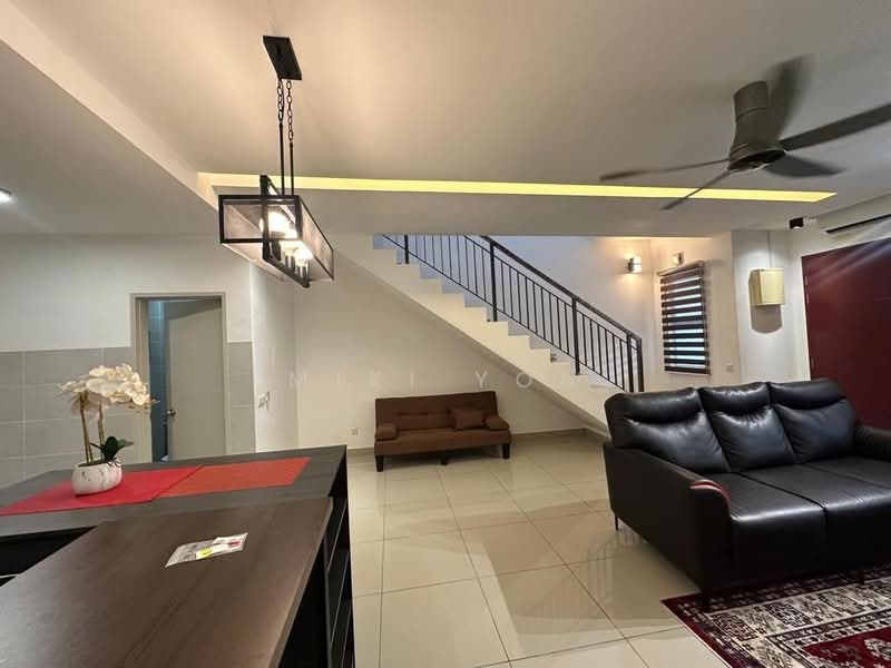 2-storey Terraced House for Rent in Bandar Rimbayu (Telok Panglima Garang) - Miki You - Living Room - PropertyGuru.com.my