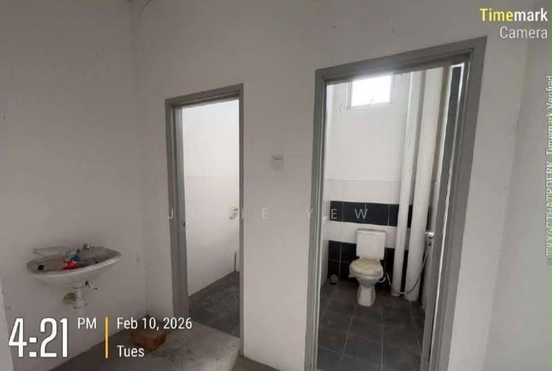 Detached Factory for Sale in Iskandar Puteri (Nusajaya) (Johor) - Julie Yew - Bathroom - PropertyGuru.com.my