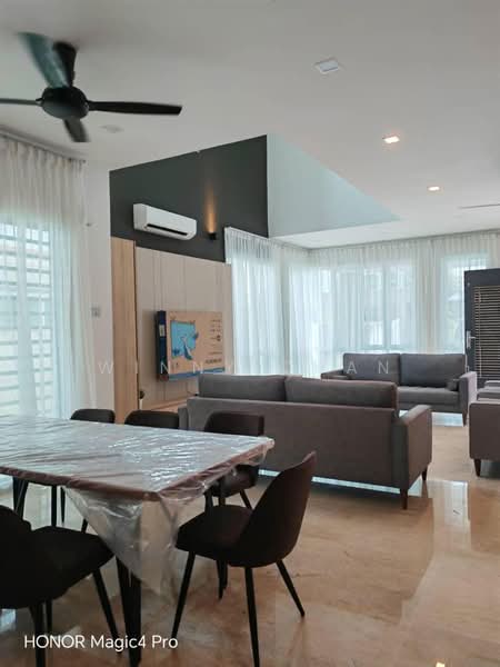 Rumah Berkembar untuk Dijual di Ipoh (Perak) - Winny Chan - Living Room - PropertyGuru.com.my