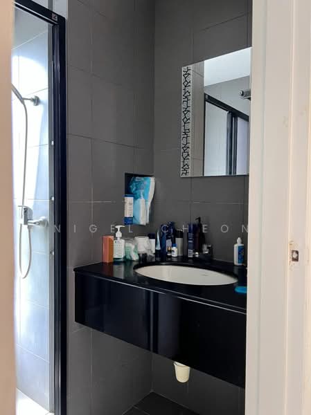 Condominium for Rent at 1 Persiaran Gurney - Nigel Cheon - Bathroom - PropertyGuru.com.my