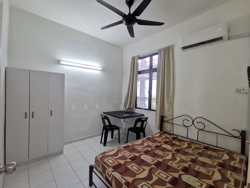 Pangsapuri untuk Disewa di Desa Universiti - Aaron Gho - Bedroom - PropertyGuru.com.my
