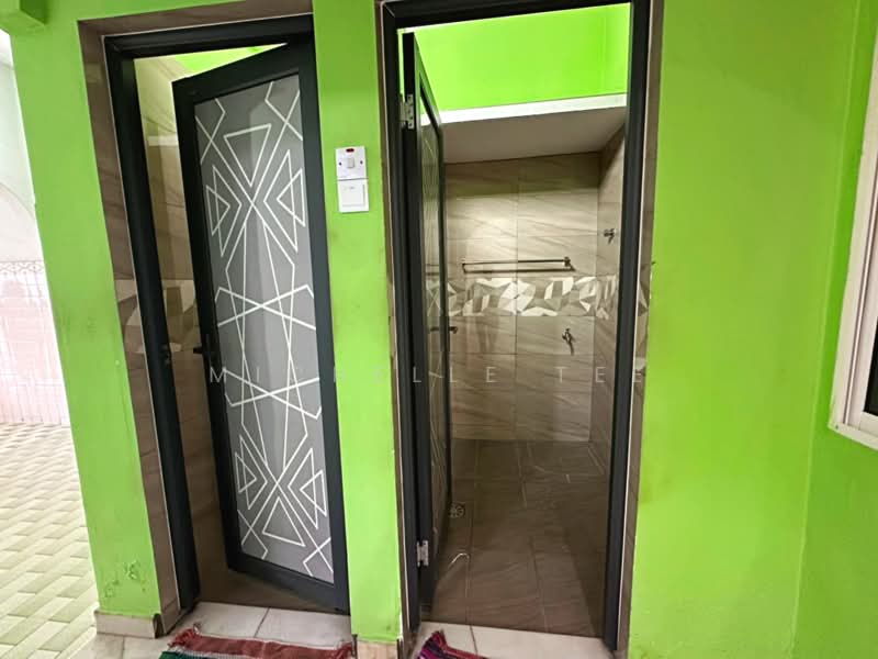 1-storey Terraced House for Sale in Taman Sentosa (Klang) - Michelle Tee - Bathroom - PropertyGuru.com.my