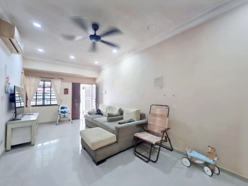 Rumah Teres 1-Tingkat untuk Dijual di Taman Johor Jaya (Johor Bahru) - Stella - Living Room - PropertyGuru.com.my