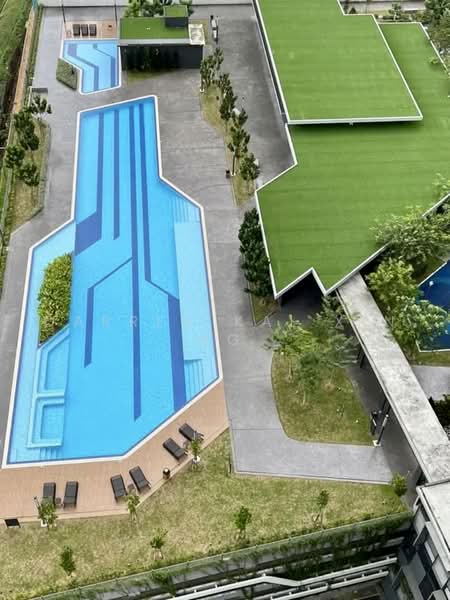Service Residence for Sale at Sensory Residence @ Southville City - Darren Kai Xin Ng - Pool - PropertyGuru.com.my