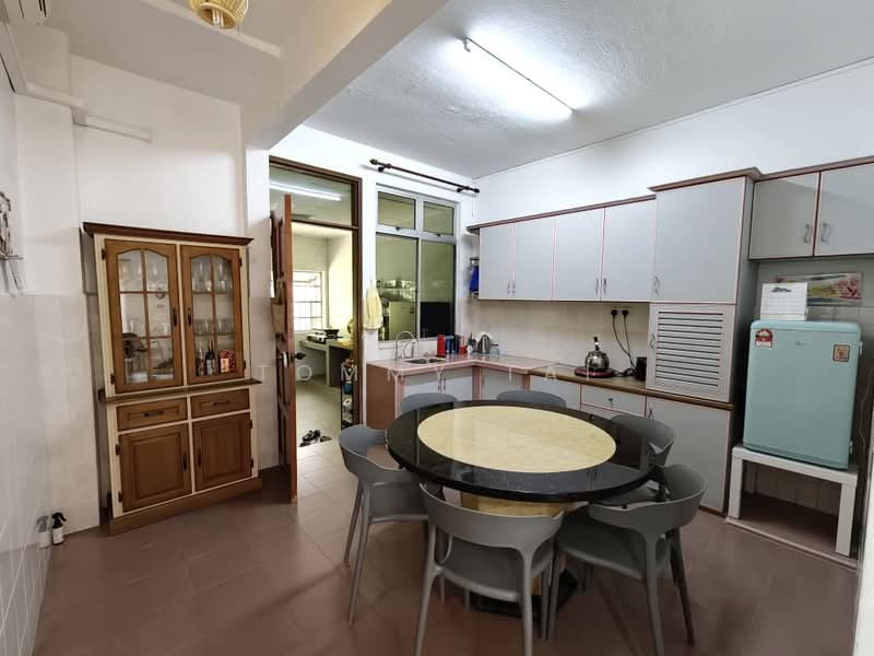 Rumah Teres 2-Tingkat untuk Dijual di Taman Pelangi (Johor Bahru) - Tommy Tai - Kitchen - PropertyGuru.com.my