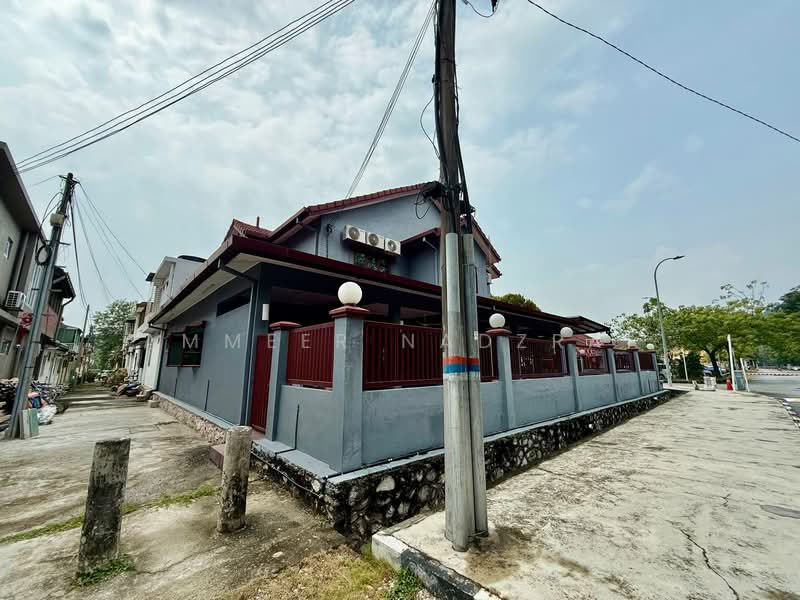 2-storey Terraced House for Sale in Putra Heights (Subang Jaya) - Ammeer Nadzrai - Exterior - PropertyGuru.com.my