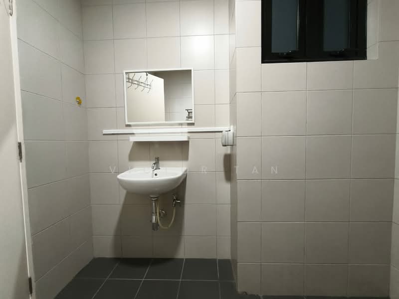Service Residence for Rent at Meridin Executive Suites @ The Meridin - Victor Tan - Bathroom - PropertyGuru.com.my