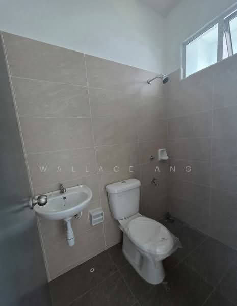 2-storey Terraced House for Sale in Bandar Dato Onn (Tebrau) - Wallace Ang - Bathroom - PropertyGuru.com.my