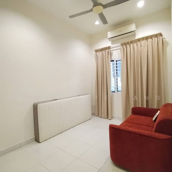 Terraced House for Rent in Sentul (Kuala Lumpur) - Thom Master Ang - Living Room - PropertyGuru.com.my