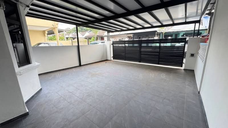 1-storey Terraced House for Sale in Taman Desa Skudai (Skudai) - Wallace Ang - Exterior - PropertyGuru.com.my